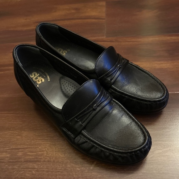 SAS Black Loafer Shoes size 6.5M - Picture 1 of 10
